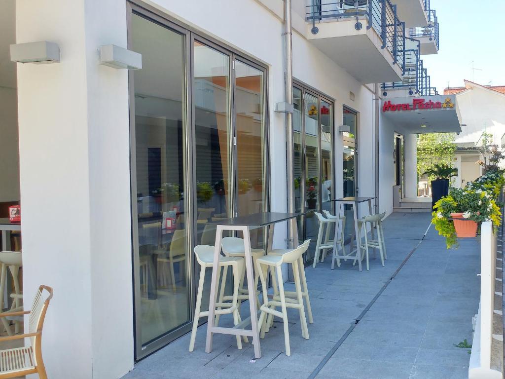 Hotel Pasha Lignano Sabbiadoro Bagian luar foto