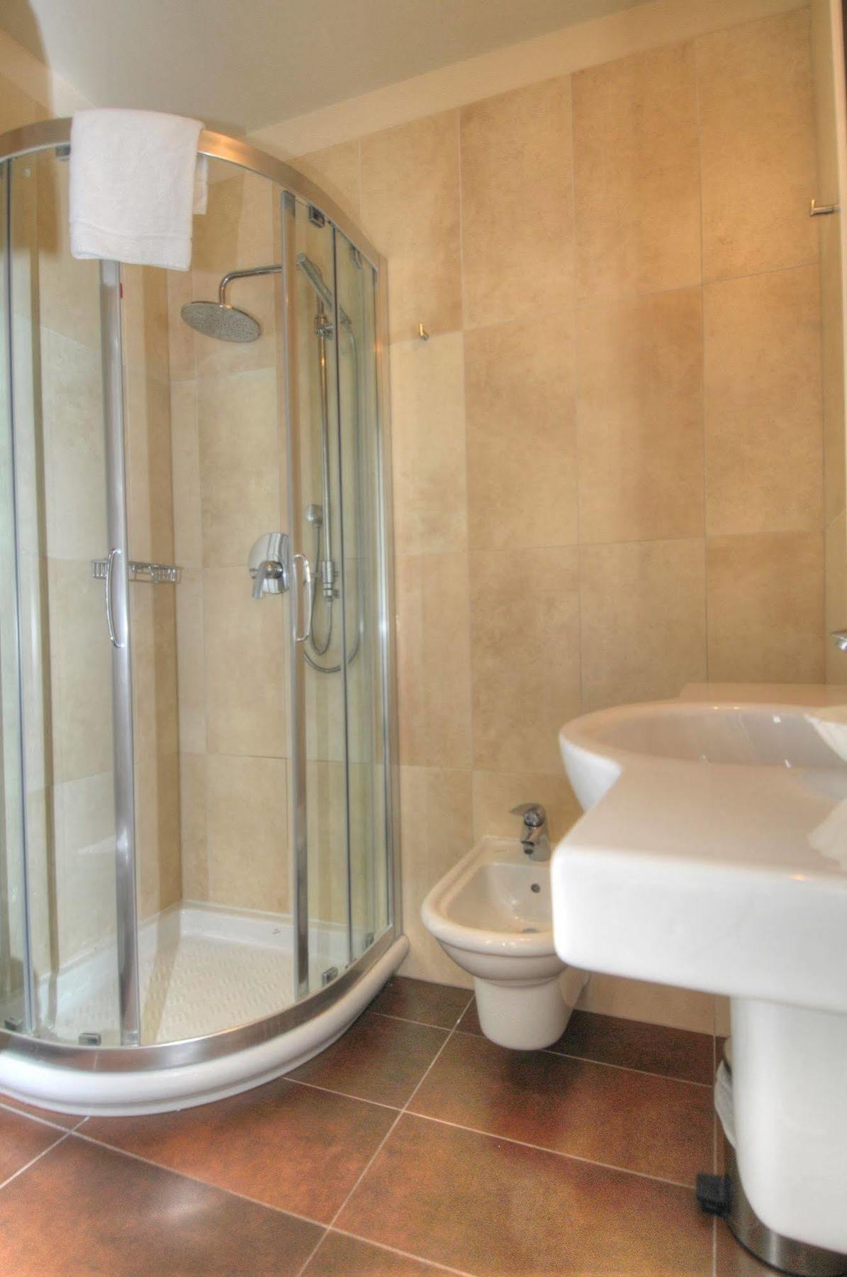 Hotel Pasha Lignano Sabbiadoro Bagian luar foto